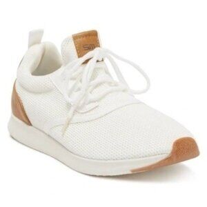 Steve Madden Boost Textured Sport Sneaker in White